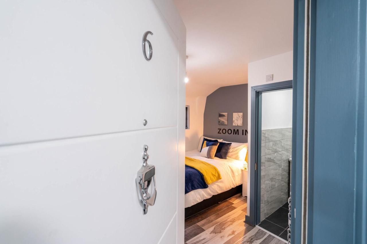 Trendy Studio In Vibrant West Midlands Apartment Birmingham Bagian luar foto